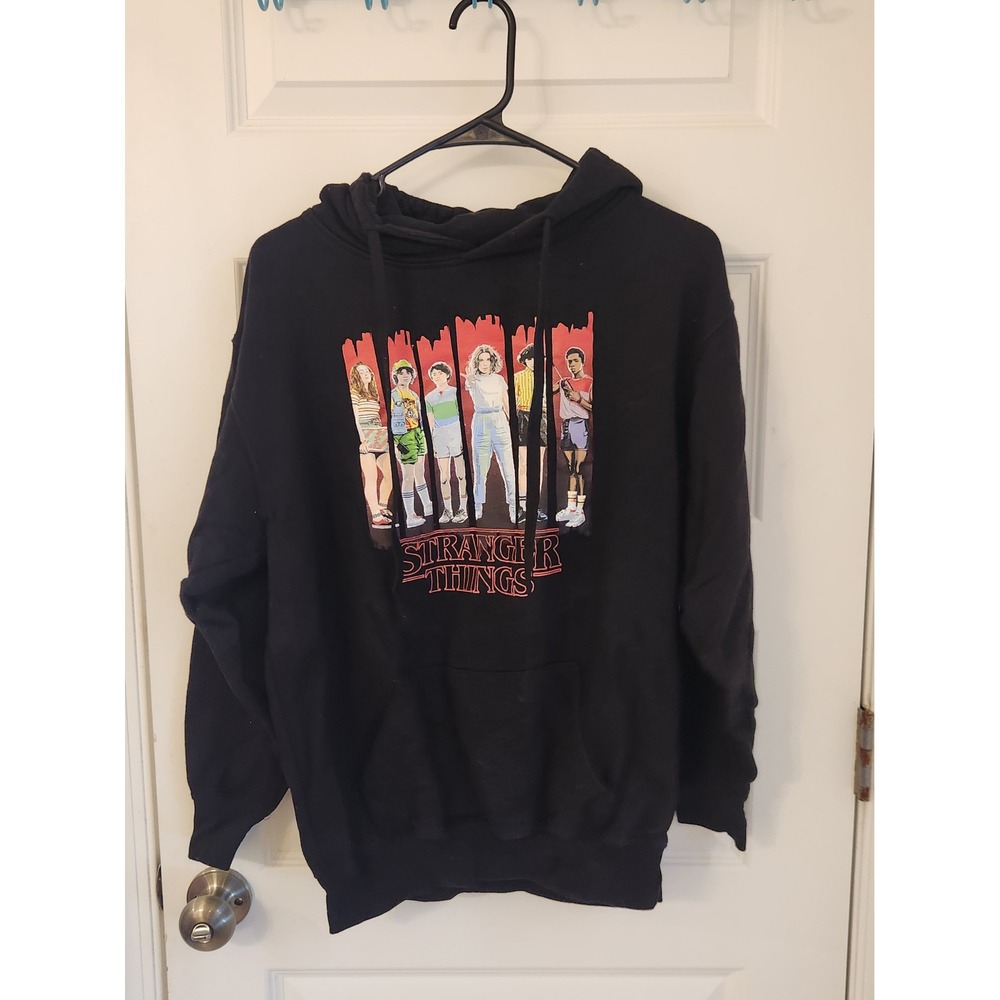 Netflix Stranger Things Graphic Hoodie Black Small Pullover Sweatshirt Cast Art